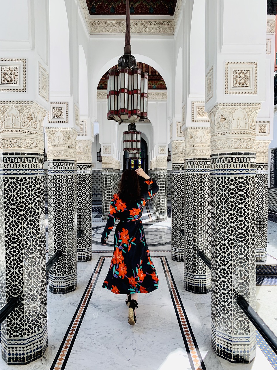 Casablanca To Fes Day Tour